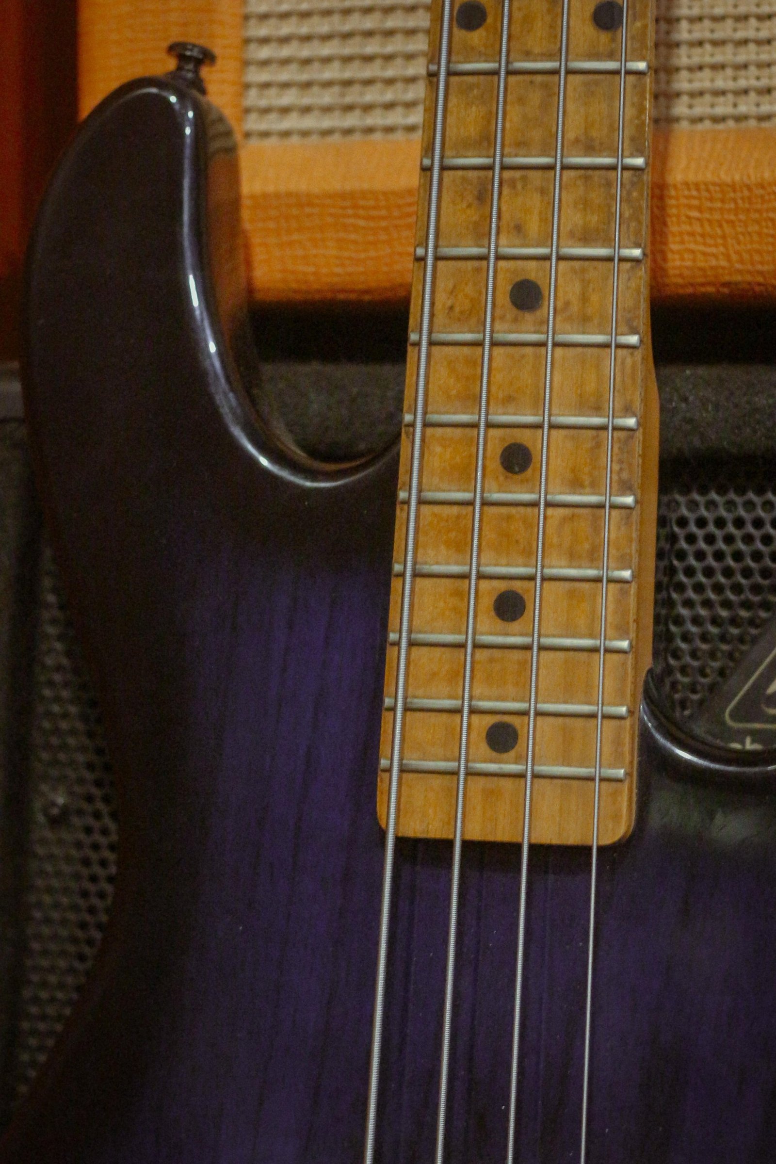 G&L Tribute L-2000 Blueburst - Image 2