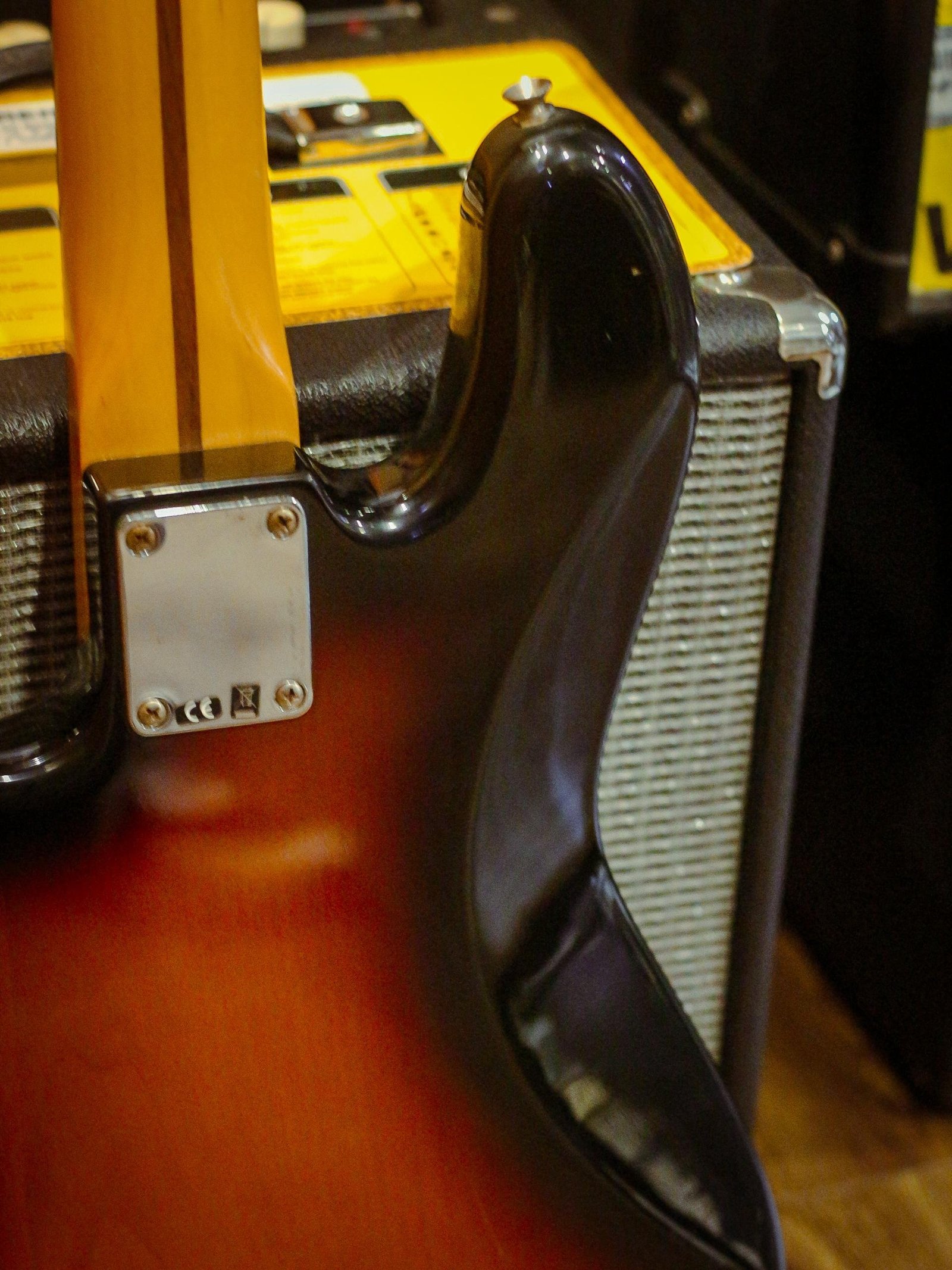 Fender Jazz Bass Standard Mexico 2013 - Image 8