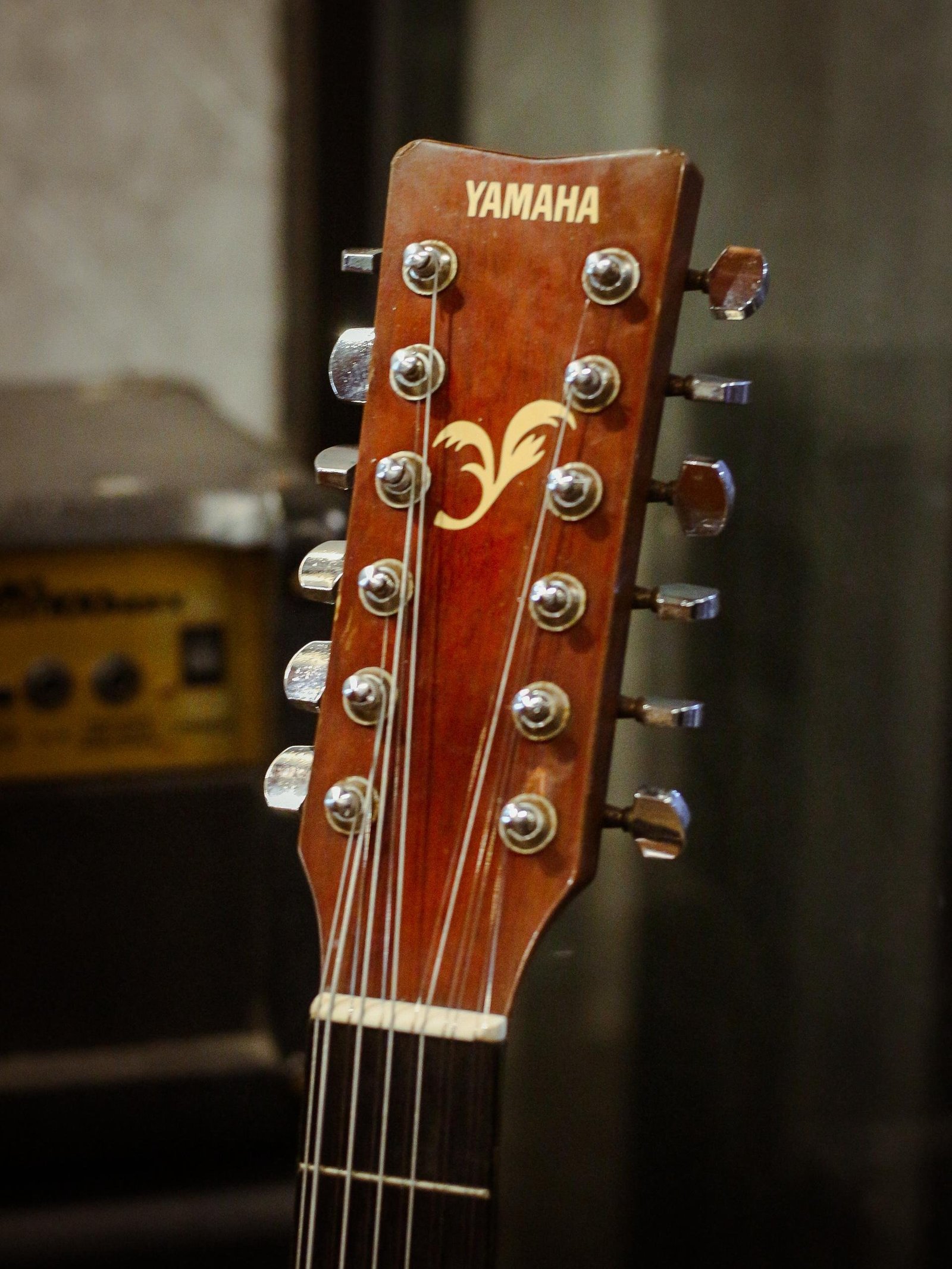 Yamaha FG411-12 - Image 8